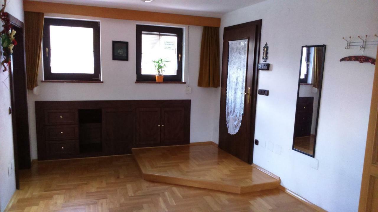 Haus Ruf Apartamento Windischgarsten Exterior foto