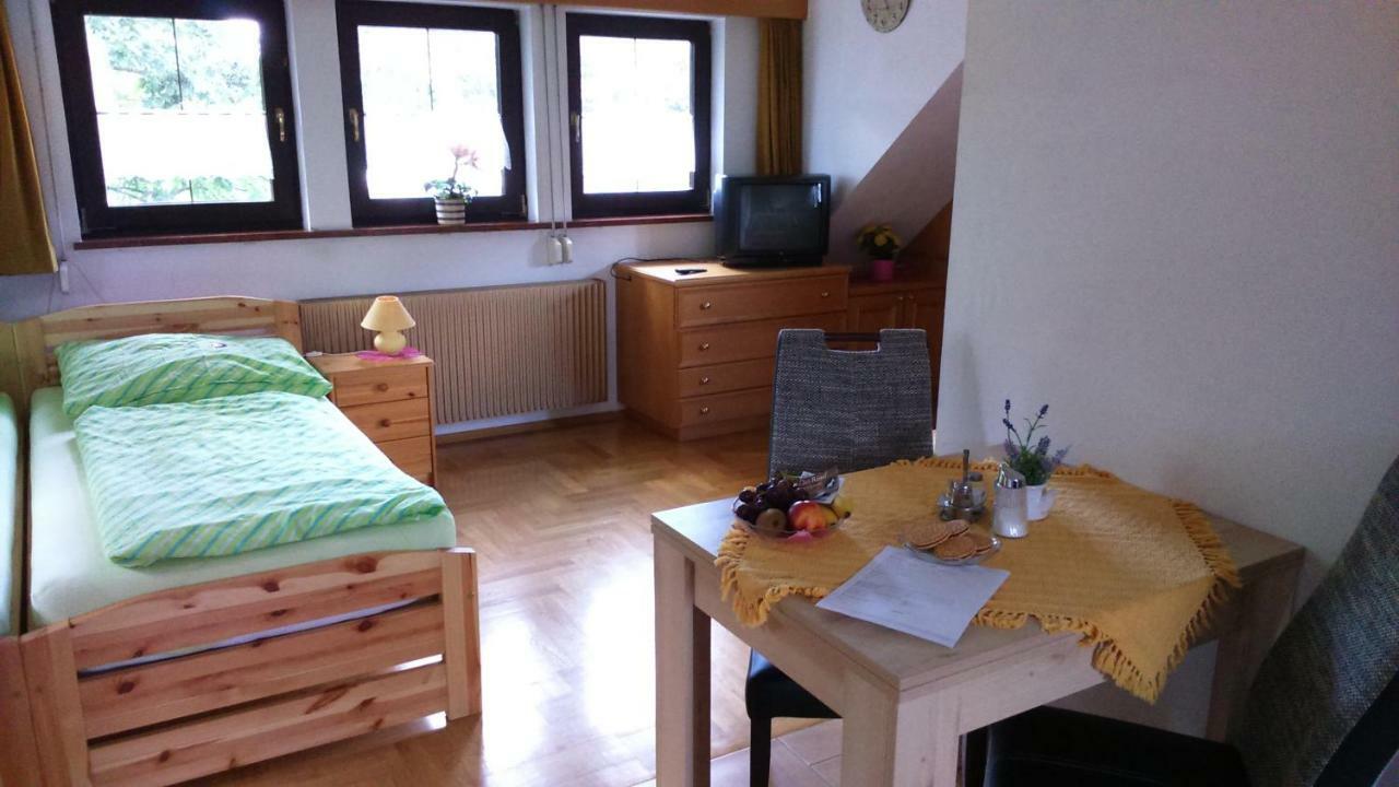 Haus Ruf Apartamento Windischgarsten Exterior foto