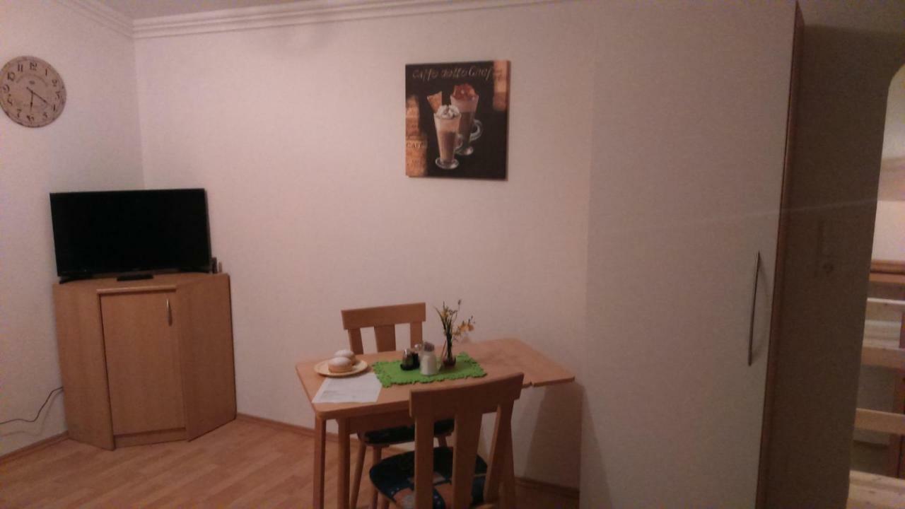 Haus Ruf Apartamento Windischgarsten Exterior foto